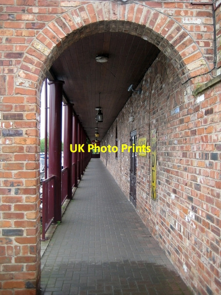 Photo 6"x4" The Boardwalk Stanley Ferry c2009