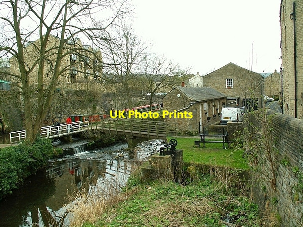 Photo 6"x4" View from Back O The Beck Skipton c2009