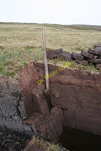 Photo 6"x4" Peat Knife Cairinis c2009