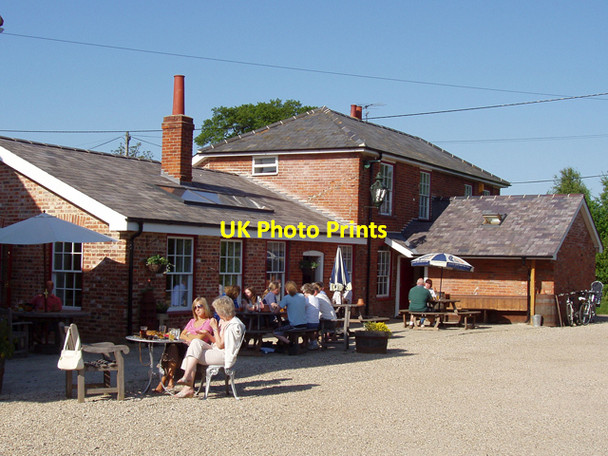 Photo 6"x4" The White Horse Pub, Edwardstone Mill Green\/TL9542 c2009