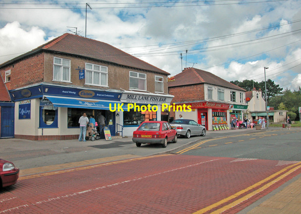 Photo 6"x4" Bache shops Chester c2005