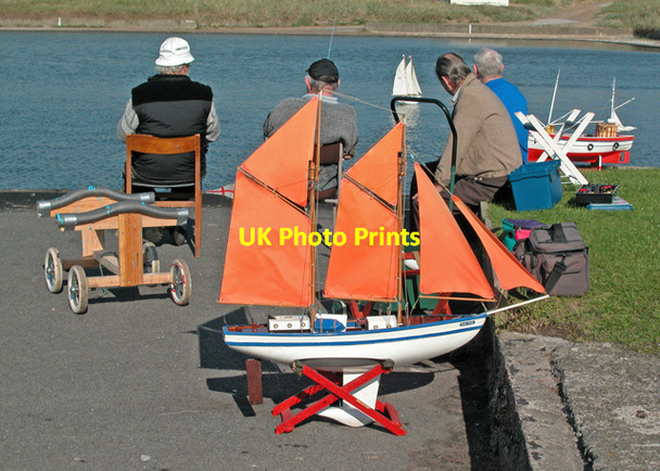 Photo 6"x4" High and dry Fleetwood c2003
