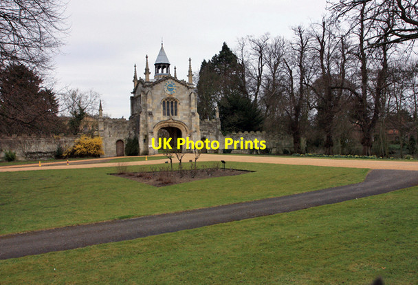 Photo 6"x4" Gateway to Bishopthorpe Palace Bishopthorpe\/SE5947 c2009