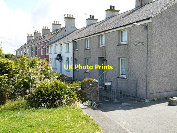 Photo 6"x4" Hibernia Row Holyhead\/Caergybi c2009