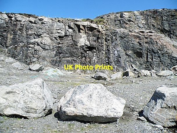 Photo 6"x4" Bhatarsaigh Causeway Quarry Ceann Tangabhal c2009