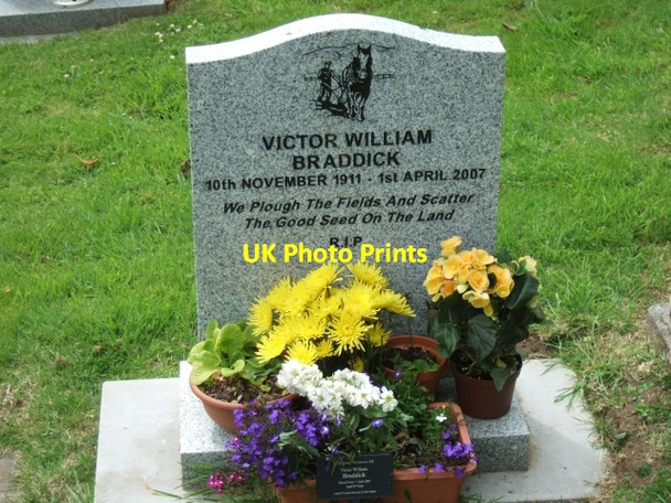 Photo 6"x4" A gravestone in Luppitt churchyard Luppitt c2009