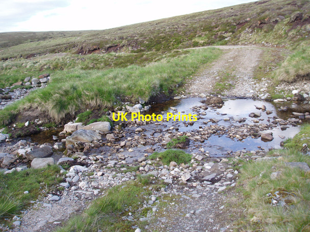 Photo 6"x4" Ford, Caochan nan Carnaichean Dubha Carn na Caillich\/NH7112 c2009