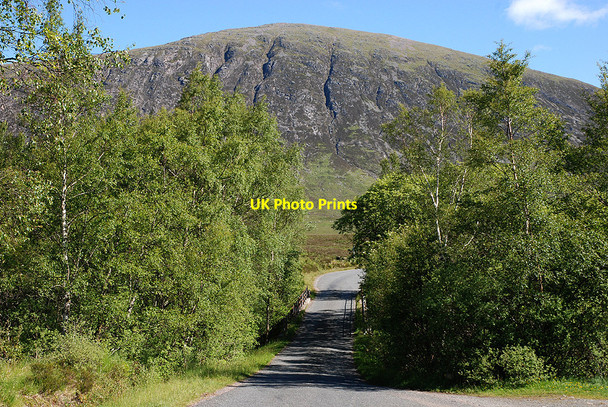 Photo 6"x4" Coupall Bridge Kings House Hotel c2009