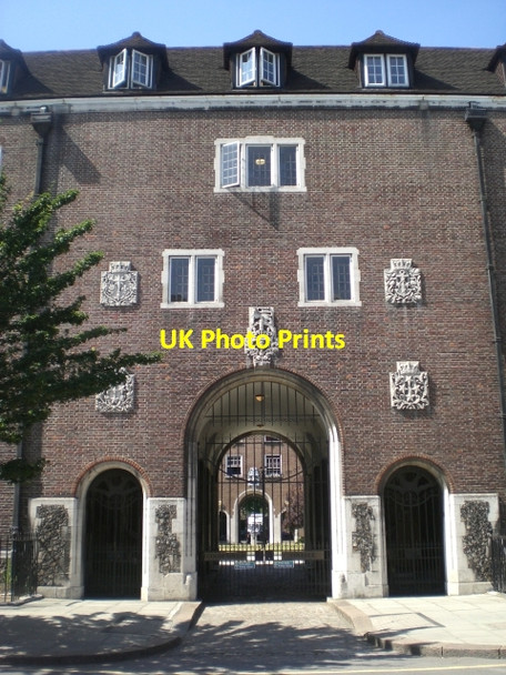 Photo 6"x4" Entrance to Goodenough College, Guilford Street WC1 London c2009