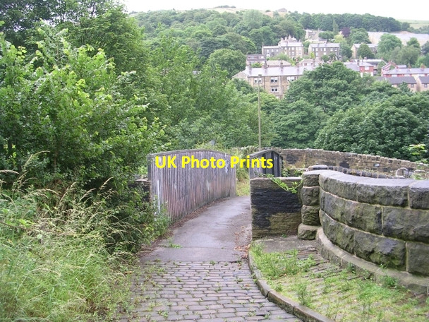 Photo 6"x4" Footbridge over Railway Line - Mansion Lane Halifax c2009