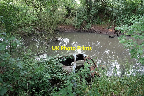 Photo 6"x4" Pond in Forthampton Chaceley c2009