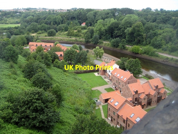 Photo 6"x4" River Esk Whitby\/NZ8910 c2009