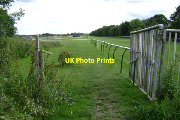 Photo 6"x4" Gate into Warwick Racecourse from the Northern Enclosure Warwick c2009
