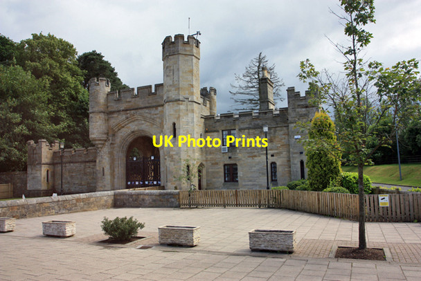 Photo 6"x4" A gatehouse at Happendon Uddington c2009