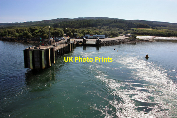 Photo 6"x4" Ferry Terminal, Kennacraig Whitehouse\/NR8161 c2009