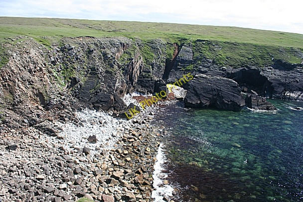 Photo 6"x4" Geodha Ruadh Bun a'Gharaidh Baile an Truiseil c2009 P1