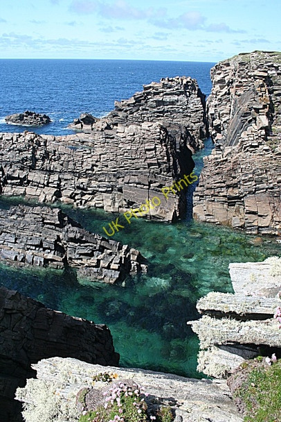 Photo 6"x4" A Cleft in the Cliffs Baile an Truiseil c2009