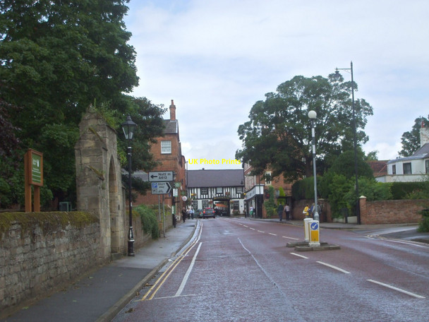Photo 6"x4" Church Street, Southwell next to the Minster Southwell\/SK7053 c2009