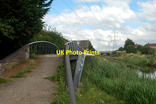 Photo 6"x4" Towpath on the Tame Valley Canal Wednesbury c2009