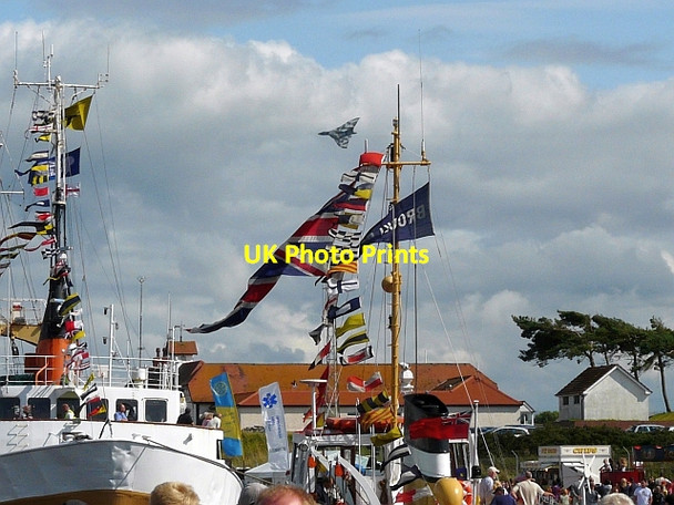 Photo 6"x4" Vulcan bomber over Silloth Blitterlees c2009