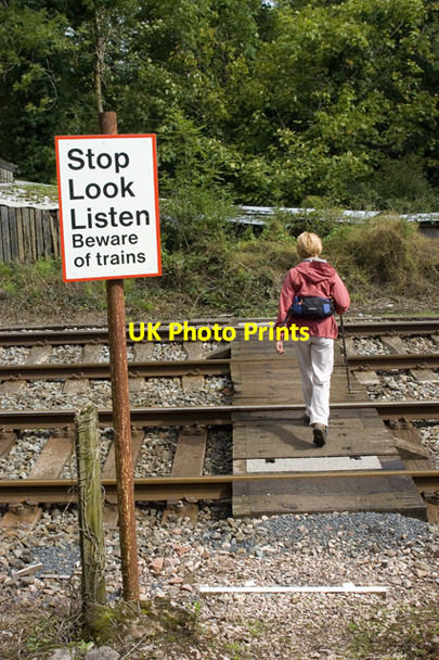 Photo 6"x4" Railway crossing at Redbridge Red Bridge c2009