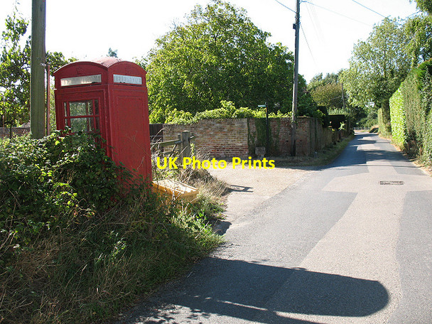 Photo 6"x4" Telephone box at South Street Neames Forstal c2009