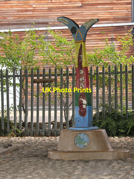 Photo 6"x4" Sustrans milepost at Deptford Bridge Deptford\/TQ3677 c2009