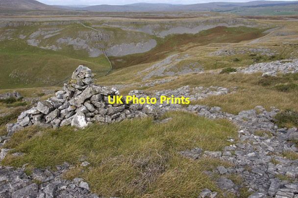 Photo 6"x4" Cairn on the slopes of Moughton Wharfe c2009