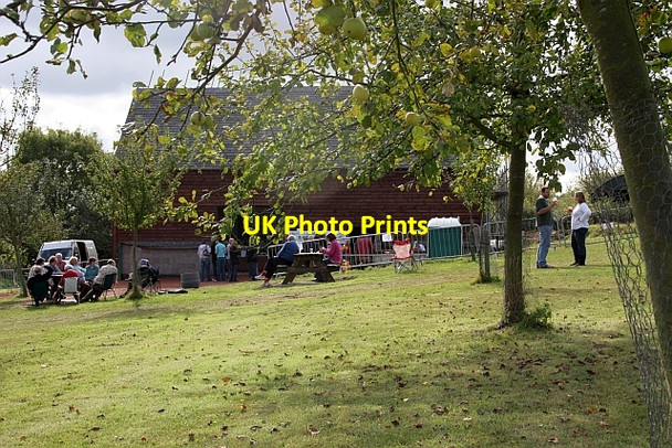 Photo 6"x4" Lyne Down, Big Apple open day Lyne Down c2009