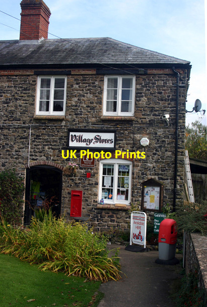 Photo 6"x4" Cleobury North Village Stores Cleobury North c2009