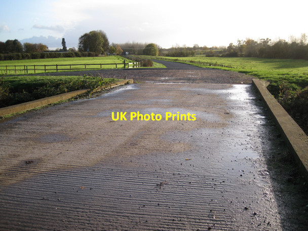 Photo 6"x4" A bridge over the River Leam near Ford Farm Campion Hills c2009