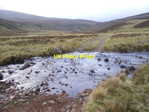 Photo 6"x4" Ford, Wester Shenalt Burn Easter Shenalt c2009