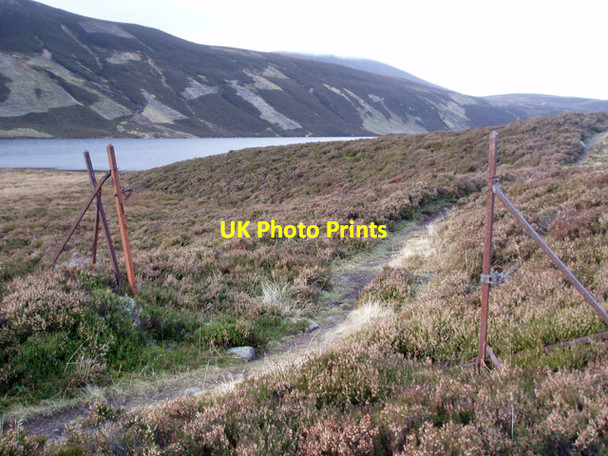 Photo 6"x4" An old gateway near Loch Builg Wester Shenalt c2009