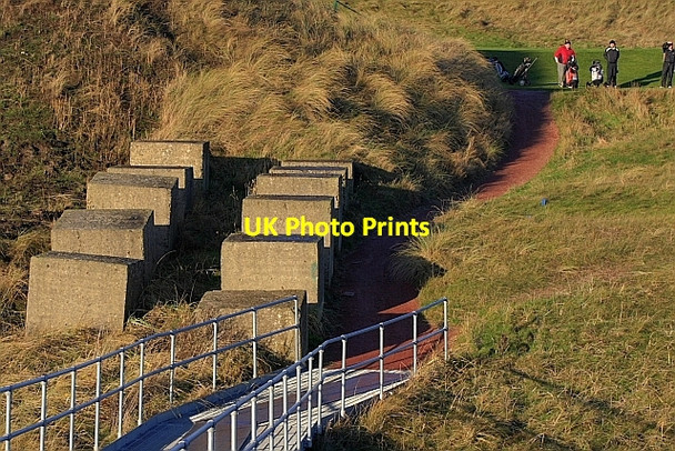 Photo 6"x4" Concrete Blocks, Hart Warren Hart Station c2009