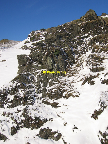 Photo 6"x4" Folded mudstone strata in the snow Bryn Mawr\/SN7290 c2010