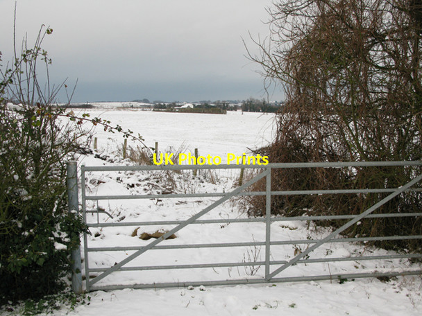 Photo 6"x4" Field gate on the corner of Chalkpit Hill Flemings c2010