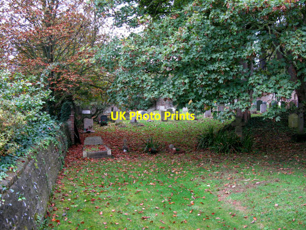 Photo 6"x4" Graveyard at western end of St Peter and St Paul's, Sutton Sutton\/TR3349 c2009