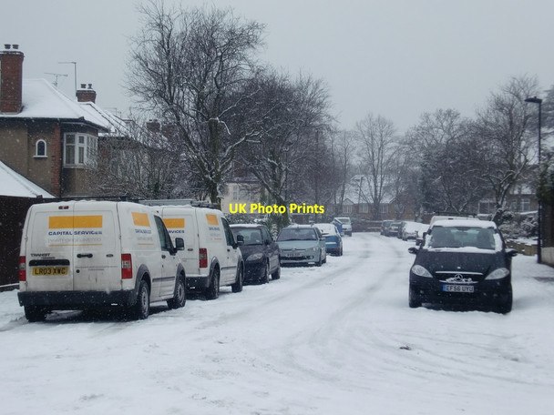 Photo 6"x4" Saxon Way, London N14 Southgate\/TQ3094 c2010