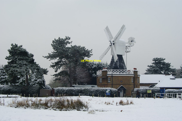 Photo 6"x4" Wimbledon Common Windmill Putney Heath c2010