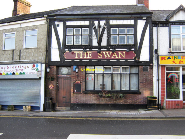 Photo 6"x4" The Swan, Biddulph Biddulph c2010