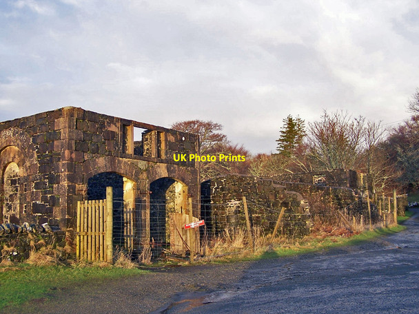 Photo 6"x4" Dunvegan estate stables Garrachan c2010