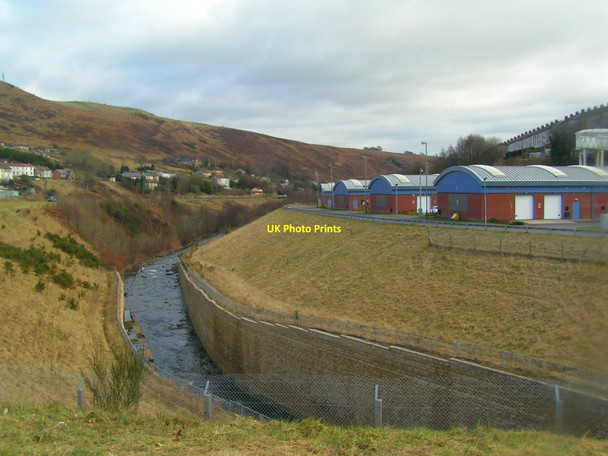 Photo 6"x4" New Tredegar Bargod or Bargoed c2009