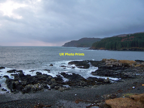 Photo 6"x4" Loch Bharcasaig Greep c2010