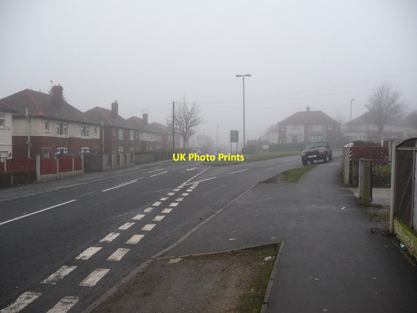 Photo 6"x4" Junction of Queen Elizabeth Road and Irwin Crescent, Eastmoor Wakefield\/SE3320 c2010