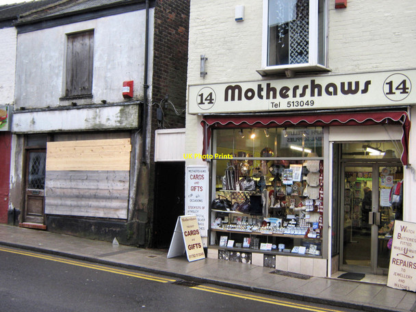 Photo 6"x4" Mothershaws on the High Street Biddulph c2010