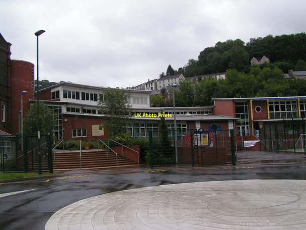 Photo 6"x4" Primary school Llanhilleth c2008