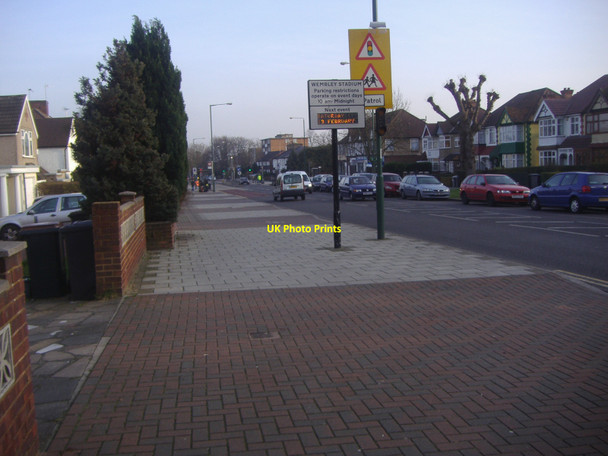Photo 6"x4" Harrow Road Sudbury Wembley c2010