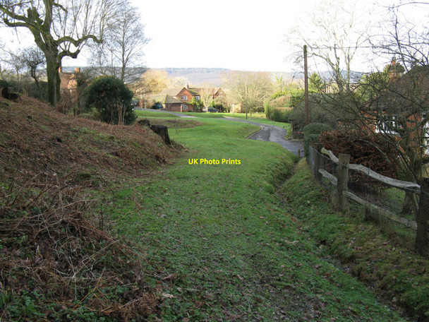 Photo 6"x4" Footpath at the rear of cottages emerging into Hillgrove Hillgrove c2010