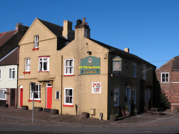 Photo 6"x4" The Crown, Brompton Northallerton c2010