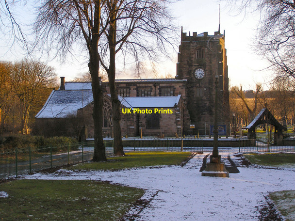 Photo 6"x4" St Mary's Parish Church Radcliffe\/SD7807 c2010
